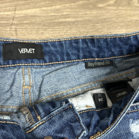 Vervet Women’s Distressed Mid-Rise Cropped Boyfriend Fit Jeans Blue Sz 24 - Picture 3 of 11